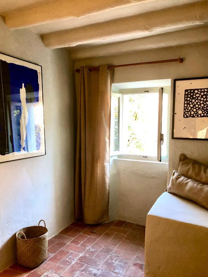 El Castell De Seguero Apartment Beuda Luaran gambar