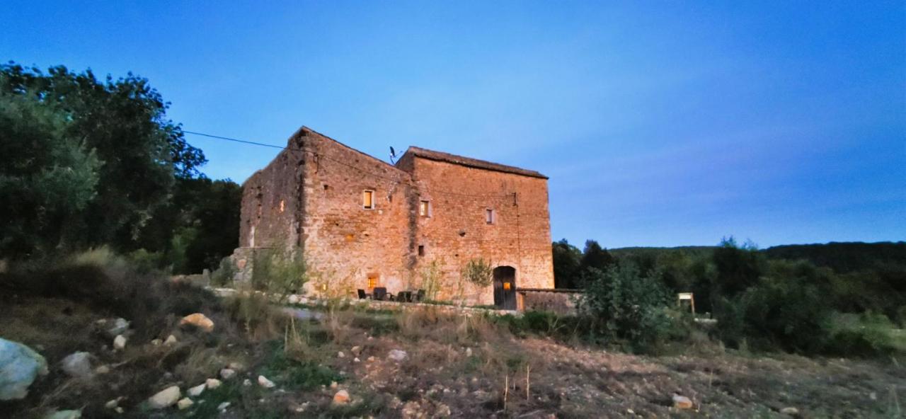 El Castell De Seguero Apartment Beuda Luaran gambar