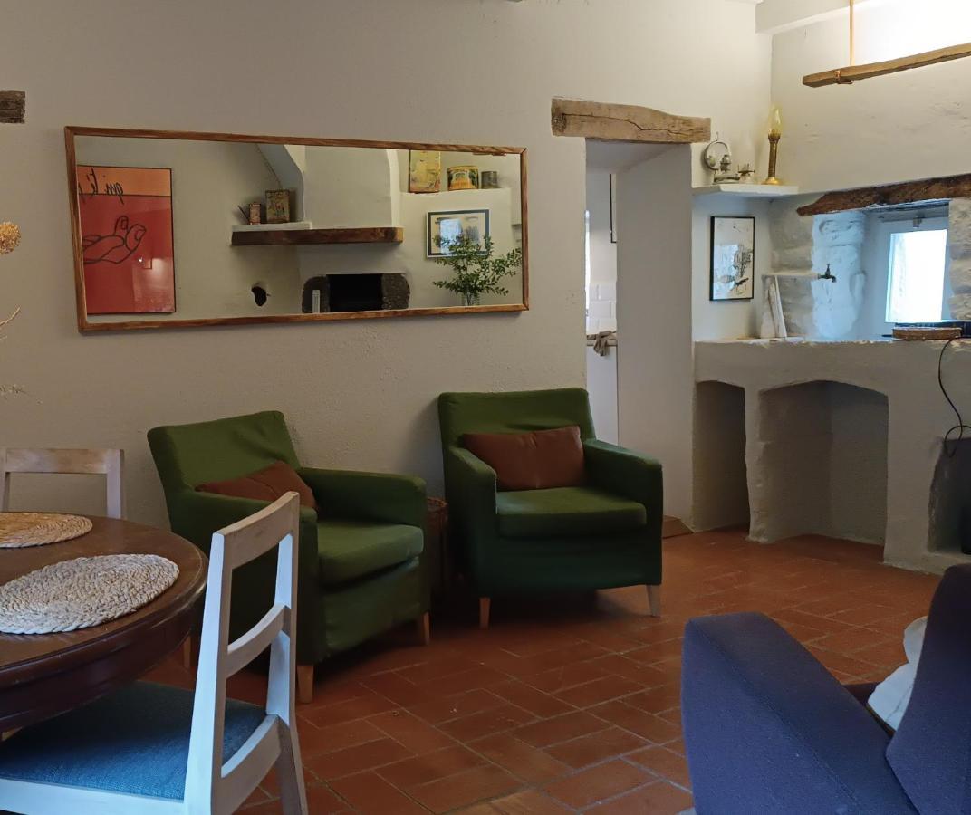 El Castell De Seguero Apartment Beuda Luaran gambar